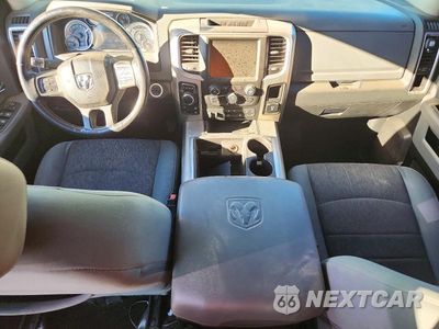 Zdjęcie 8 z 12 samochodu: 2015 RAM 1500 SLT VIN:1C6RR7LM0FS547827 - miniatura