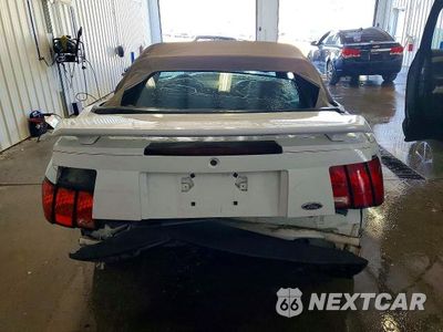 Zdjęcie 6 z 13 samochodu: 2004 FORD MUSTANG VIN:1FAFP44604F163056 - miniatura