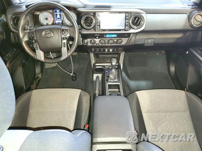 Zdjęcie 8 z 12 samochodu: 2021 TOYOTA TACOMA TRD OFF-ROAD VIN:3TYCZ5AN9MT045200 - miniatura