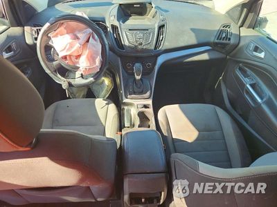 Zdjęcie 8 z 13 samochodu: 2015 FORD ESCAPE SE VIN:1FMCU0G97FUA18370 - miniatura