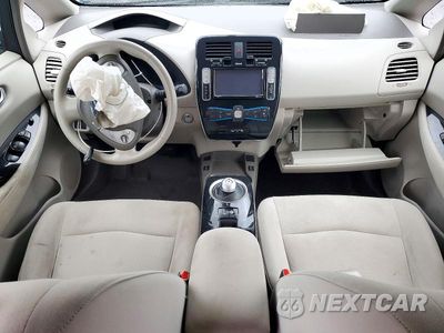 Zdjęcie 8 z 13 samochodu: 2012 NISSAN LEAF SV VIN:JN1AZ0CP2CT024776 - miniatura