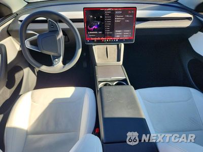 Zdjęcie 8 z 12 samochodu: 2026 TESLA MODEL Y VIN:7SAYGDED8TF546278 - miniatura