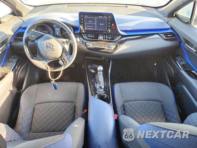 Zdjęcie 8 z 13 samochodu: 2021 TOYOTA C-HR XLE VIN:NMTKHMBXXMR124264 - miniatura