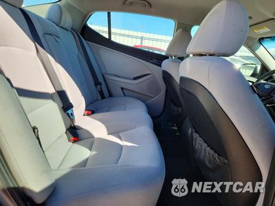 Zdjęcie 10 z 12 samochodu: 2013 KIA OPTIMA VIN:5XXGM4A75DG251834 - miniatura