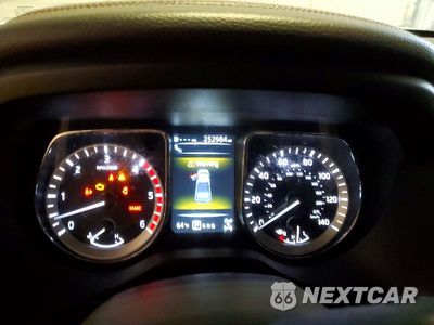 Zdjęcie 9 z 12 samochodu: 2018 NISSAN TITAN XD SL VIN:1N6BA1F49JN514680 - miniatura