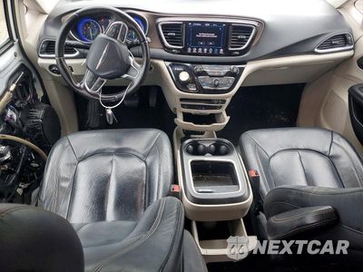 Zdjęcie 8 z 13 samochodu: 2018 CHRYSLER PACIFICA TOURING L PLUS VIN:2C4RC1EG9JR306177 - miniatura