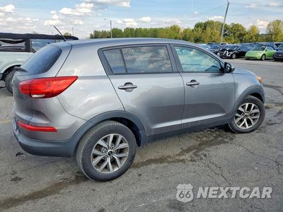 Trzecie zdjęcie samochodu z tyłu: 2016 KIA SPORTAGE LX VIN:KNDPBCAC6G7865091 - miniatura