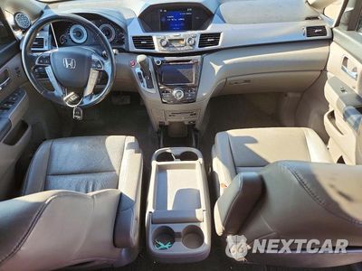 Zdjęcie 8 z 12 samochodu: 2016 HONDA ODYSSEY TOURING VIN:5FNRL5H91GB121436 - miniatura