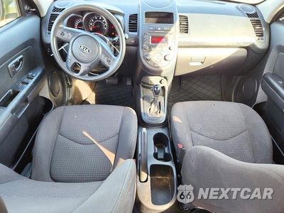 Zdjęcie 8 z 13 samochodu: 2012 KIA SOUL BASE VIN:KNDJT2A59C7421762 - miniatura