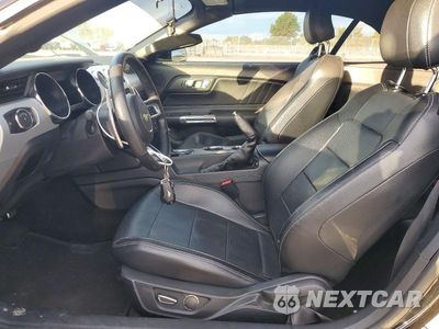 Zdjęcie 7 z 13 samochodu: 2017 FORD MUSTANG VIN:1FATP8UH8H5295196 - miniatura