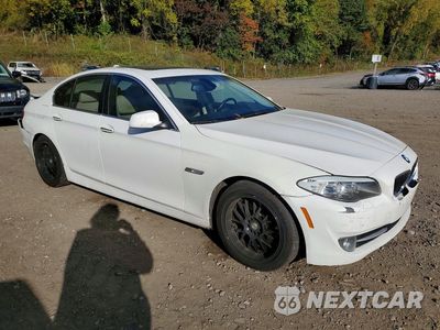 Czwarte zdjęcie samochodu z boku: 2012 BMW 528 XI VIN:WBAXH5C58CDW09777 - miniatura