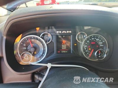 Zdjęcie 9 z 12 samochodu: 2019 RAM 1500 BIG HORN/LONE STAR VIN:1C6RREFTXKN535491 - miniatura