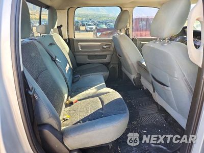 Zdjęcie 10 z 12 samochodu: 2019 RAM 1500 CLASSIC SLT VIN:1C6RR7LT3KS527430 - miniatura