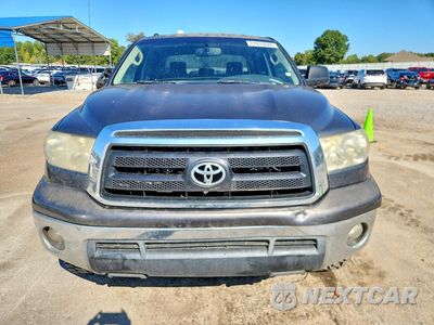 Piąte zdjęcie samochodu w środku: 2013 TOYOTA TUNDRA CREWMAX SR5 VIN:5TFEY5F12DX142908 - miniatura