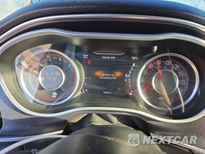 Zdjęcie 9 z 12 samochodu: 2015 DODGE CHALLENGER SRT 392 VIN:2C3CDZFJ5FH769835 - miniatura