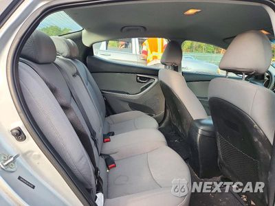 Zdjęcie 10 z 12 samochodu: 2013 HYUNDAI ELANTRA GLS VIN:5NPDH4AE2DH303785 - miniatura