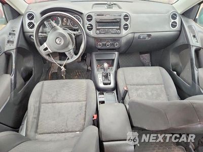 Zdjęcie 8 z 14 samochodu: 2014 VOLKSWAGEN TIGUAN S VIN:WVGAV3AX7EW081419 - miniatura