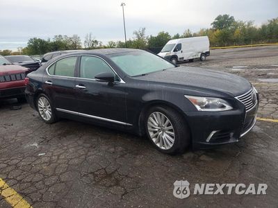 Czwarte zdjęcie samochodu z boku: 2017 LEXUS LS 460 VIN:JTHCL5EF2H5029074 - miniatura