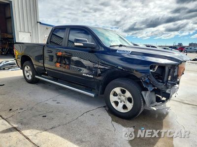 Czwarte zdjęcie samochodu z boku: 2022 RAM 1500 BIG HORN/LONE STAR VIN:1C6RRFBG2NN293220 - miniatura