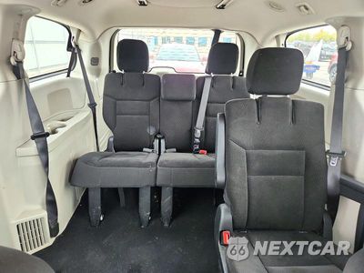 Zdjęcie 10 z 14 samochodu: 2018 DODGE GRAND CARAVAN SE VIN:2C4RDGBG5JR318539 - miniatura