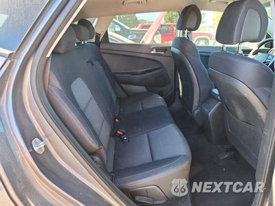 Zdjęcie 11 z 13 samochodu: 2018 HYUNDAI TUCSON SE VIN:KM8J2CA49JU683548 - miniatura