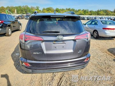 Zdjęcie 6 z 13 samochodu: 2017 TOYOTA RAV4 LE VIN:JTMBFREV2HJ116015 - miniatura