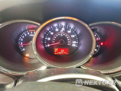 Zdjęcie 9 z 12 samochodu: 2011 KIA SORENTO LX VIN:5XYKT3A10BG037801 - miniatura