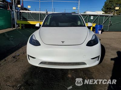 Piąte zdjęcie samochodu w środku: 2023 TESLA MODEL Y VIN:7SAYGAEE8PF714224 - miniatura