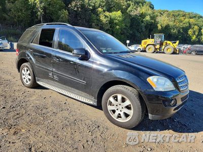 Czwarte zdjęcie samochodu z boku: 2007 MERCEDES-BENZ ML 350 VIN:4JGBB86E17A210241 - miniatura
