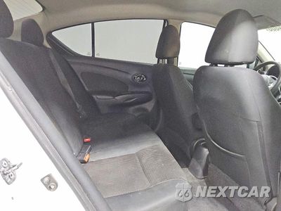 Zdjęcie 10 z 13 samochodu: 2013 NISSAN VERSA 1.6 S VIN:3N1CN7AP2DL880987 - miniatura