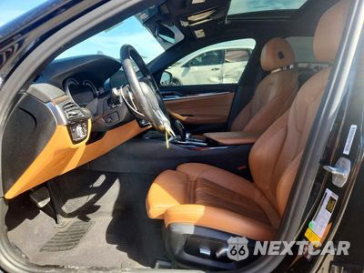 Zdjęcie 7 z 12 samochodu: 2017 BMW 530 XI VIN:WBAJA7C30HG906794 - miniatura