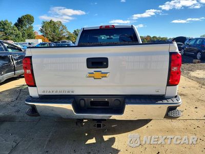Zdjęcie 6 z 12 samochodu: 2018 CHEVROLET SILVERADO K1500 LT VIN:1GCVKREC6JZ191833 - miniatura