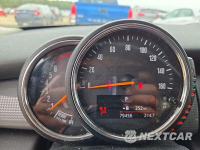 Zdjęcie 9 z 13 samochodu: 2017 MINI COOPER VIN:WMWXU1C57H2E17552 - miniatura