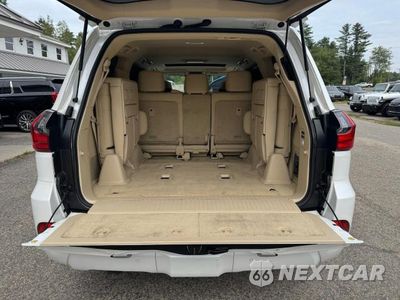 Zdjęcie 10 z 14 samochodu: 2016 LEXUS LX 570 VIN:JTJHY7AX3G4213685 - miniatura