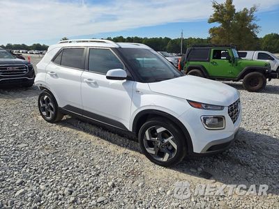 Czwarte zdjęcie samochodu z boku: 2025 HYUNDAI VENUE SEL VIN:KMHRC8A31SU377319 - miniatura
