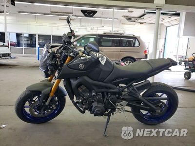 Trzecie zdjęcie samochodu z tyłu: 2014 YAMAHA FZ09 VIN:JYARN33E1EA000622 - miniatura