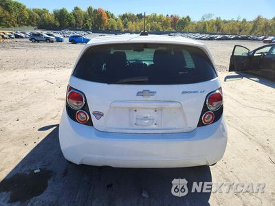 Zdjęcie 6 z 12 samochodu: 2015 CHEVROLET SONIC LT VIN:1G1JC6SH6F4166924 - miniatura