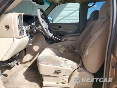 Zdjęcie 7 z 13 samochodu: 2003 CHEVROLET TAHOE C1500 VIN:1GNEC13Z03R255140 - miniatura