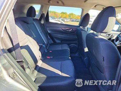 Zdjęcie 11 z 14 samochodu: 2018 NISSAN ROGUE SV VIN:KNMAT2MV4JP582741 - miniatura