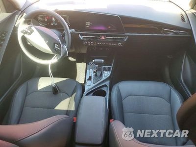 Zdjęcie 8 z 12 samochodu: 2024 KIA NIRO EX VIN:KNDCR3LE9R5158011 - miniatura