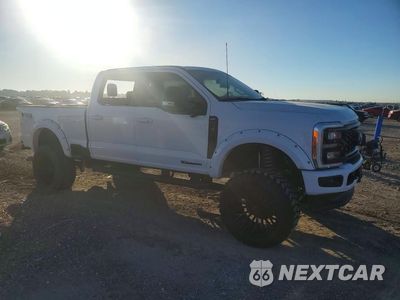 Czwarte zdjęcie samochodu z boku: 2026 FORD F250 SUPER DUTY VIN:1FT8W2BT8TEE50023 - miniatura