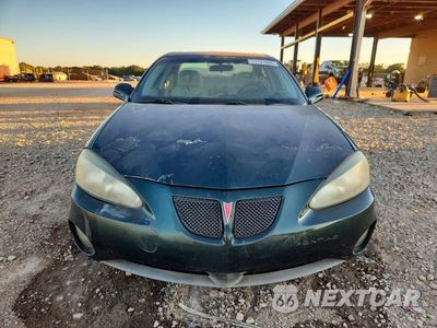 Piąte zdjęcie samochodu w środku: 2004 PONTIAC GRAND PRIX GT2 VIN:2G2WS522441107504 - miniatura