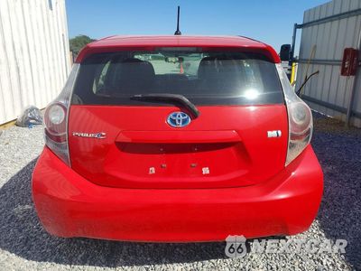 Zdjęcie 6 z 12 samochodu: 2014 TOYOTA PRIUS C TWO VIN:JTDKDTB33E1559629 - miniatura