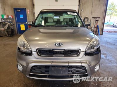 Piąte zdjęcie samochodu w środku: 2013 KIA SOUL ! VIN:KNDJT2A66D7618799 - miniatura
