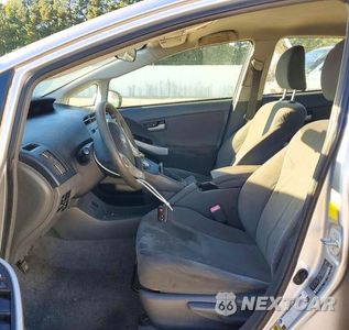 Zdjęcie 7 z 12 samochodu: 2011 TOYOTA PRIUS TWO VIN:JTDKN3DU1B0258619 - miniatura