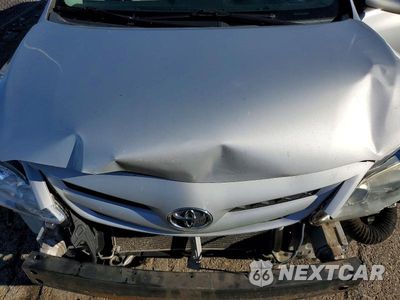 Zdjęcie 11 z 12 samochodu: 2012 TOYOTA COROLLA LE VIN:2T1BU4EEXCC917739 - miniatura