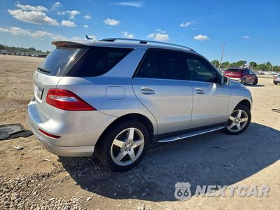 Trzecie zdjęcie samochodu z tyłu: 2015 MERCEDES-BENZ ML 350 VIN:4JGDA5JB0FA491275 - miniatura