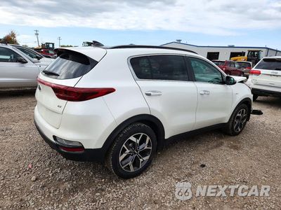 Trzecie zdjęcie samochodu z tyłu: 2020 KIA SPORTAGE EX VIN:KNDPNCAC1L7696065 - miniatura