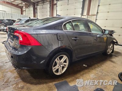 Trzecie zdjęcie samochodu z tyłu: 2015 VOLVO S60 PREMIER VIN:YV1612TK7F1348603 - miniatura