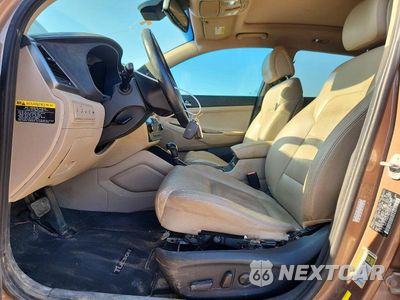 Zdjęcie 8 z 13 samochodu: 2016 HYUNDAI TUCSON LIMITED VIN:KM8J33A21GU149979 - miniatura